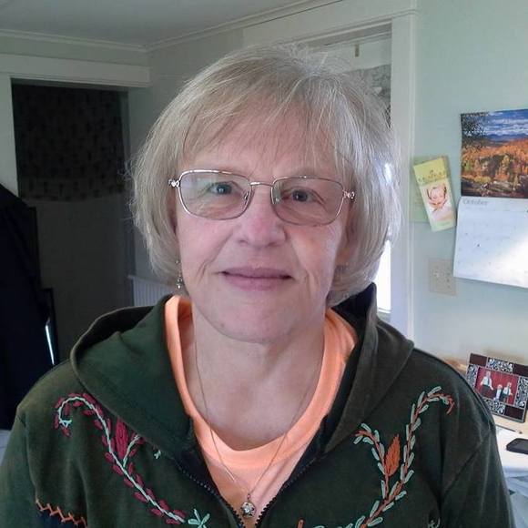 Meet your Posher, Vicki - Picture 1 of 1